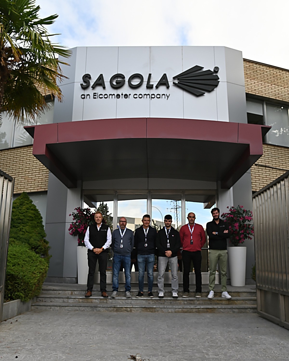 Pinturas Carman, Cañizares Piñero y La Tienda del Pintor visitan la fábrica de Sagola
