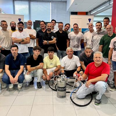 Sagola dans la finition haut de gamme pour le secteur du nautisme sportif et de plaisance : deux journées de formation avec la gamme IMRON MARINE (Axalta)